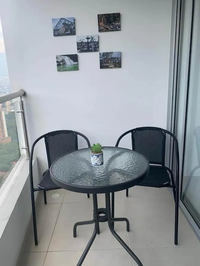 Apartamento Century Sabaneta 0*,
