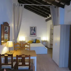 apartamento-y-estudio-tranquilo-centro-de-conil.es-andalucia.com/